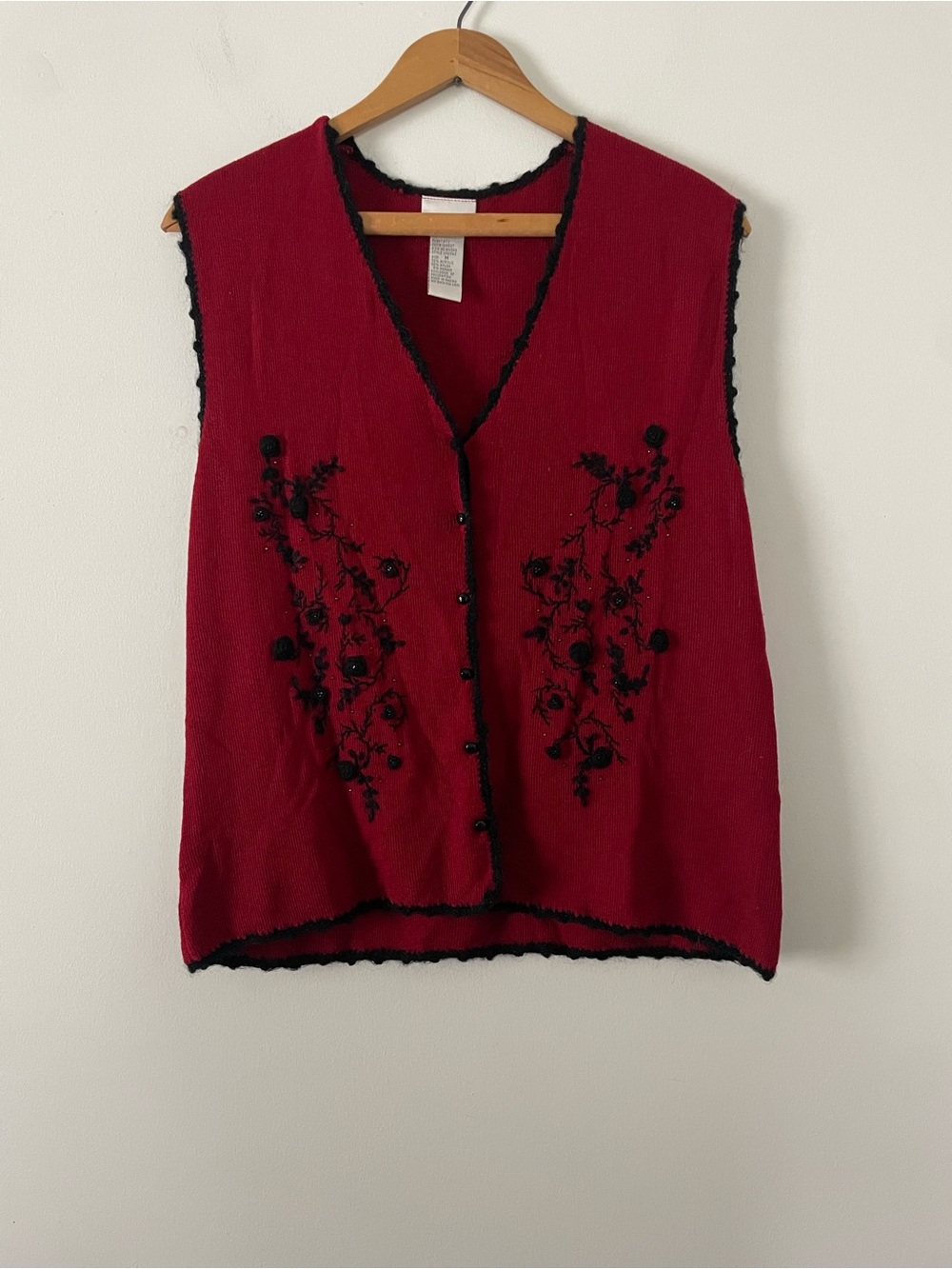Vintage 90s Koret Red and Black Floral Crochet Fall Mohair Blend Vest Medium